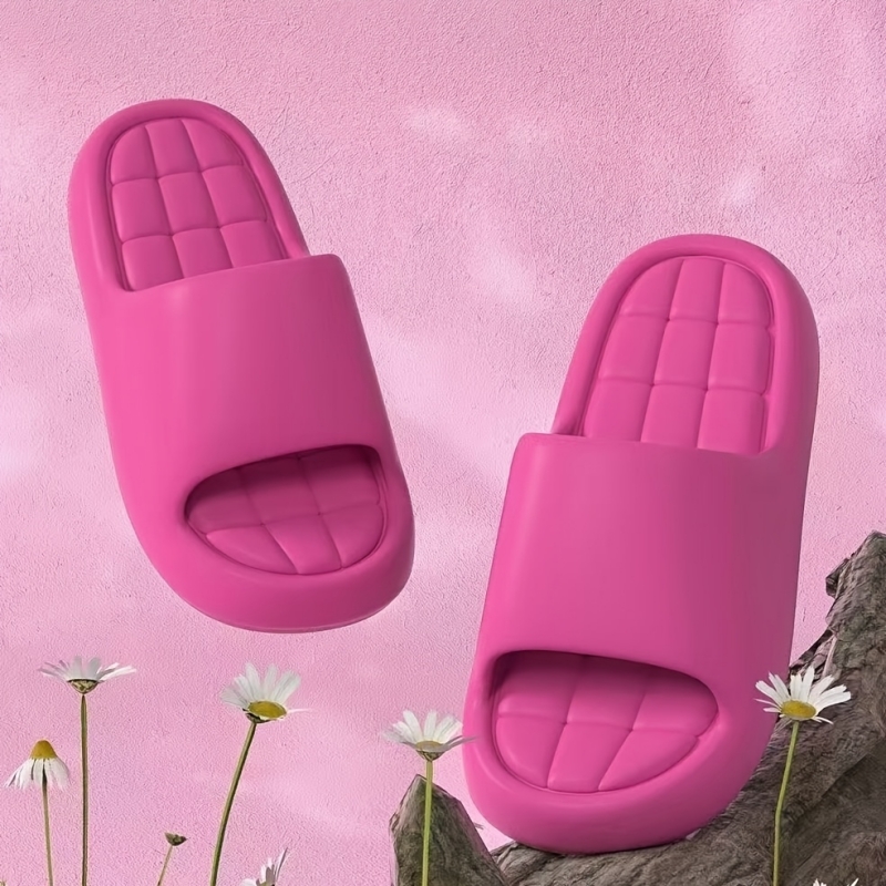 Sewing House - Summer Women and Men Slippers Bathroom