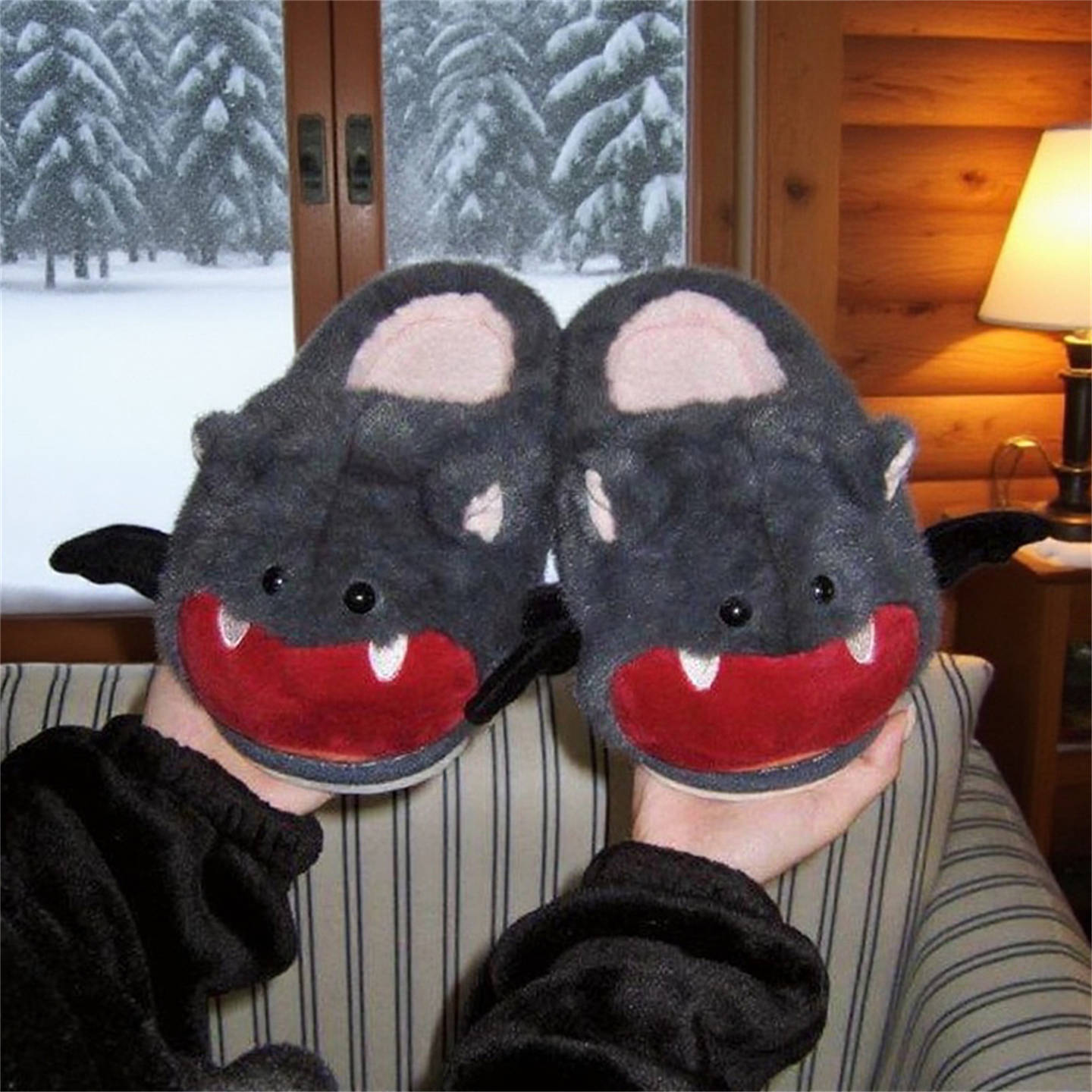 Halloween Bat Plush Slippers W - Sewing House 评论和价格