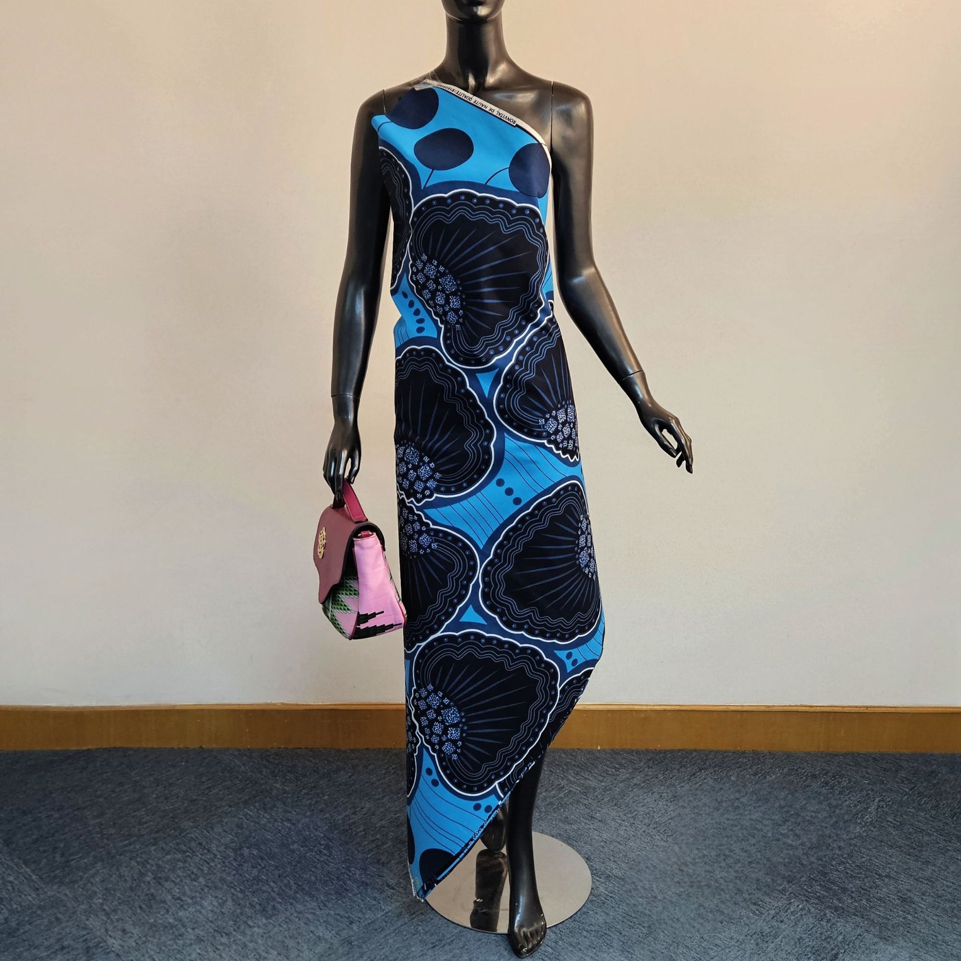 Black Printed Blue Cotton Afri - Sewing Batik 评论和价格