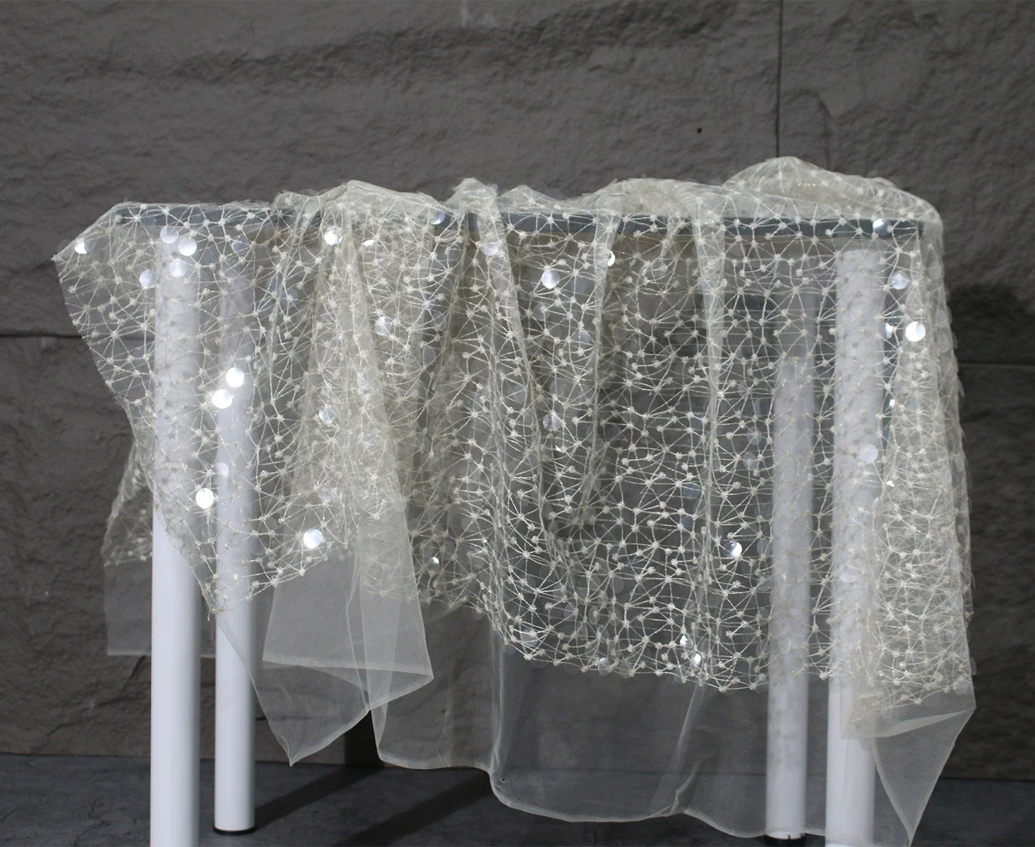 1yard Sequin embroidery thread - Sewing Net 评论和价格